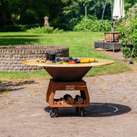BBQ Plancha Grill Brasero Braciere in acciaio Corten con teglia Ø80cm e Mesa (bordo in legno) ruote grandi, contenitore per la legna