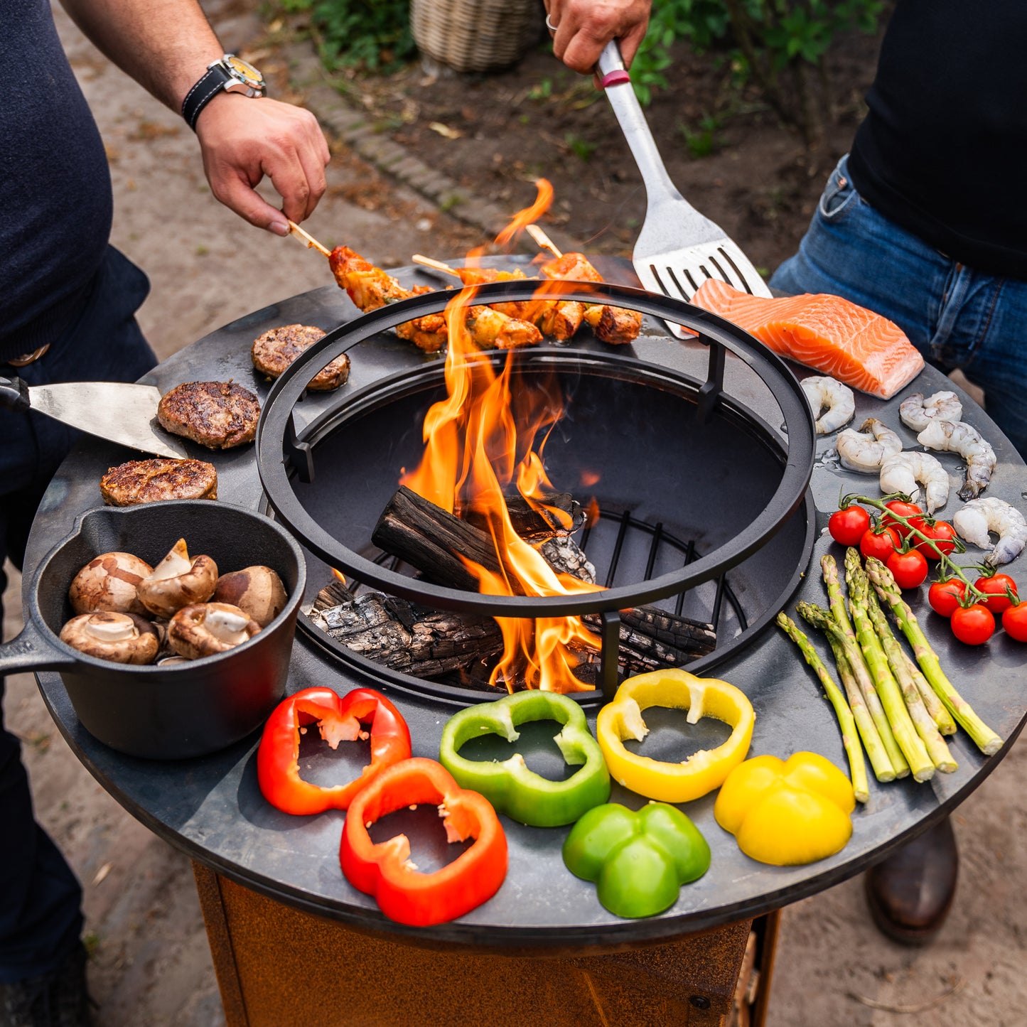 Barbecue Plancha Grill Acciaio Corten 8mm Camarada 2.0 - Con porta legna Ø70cm