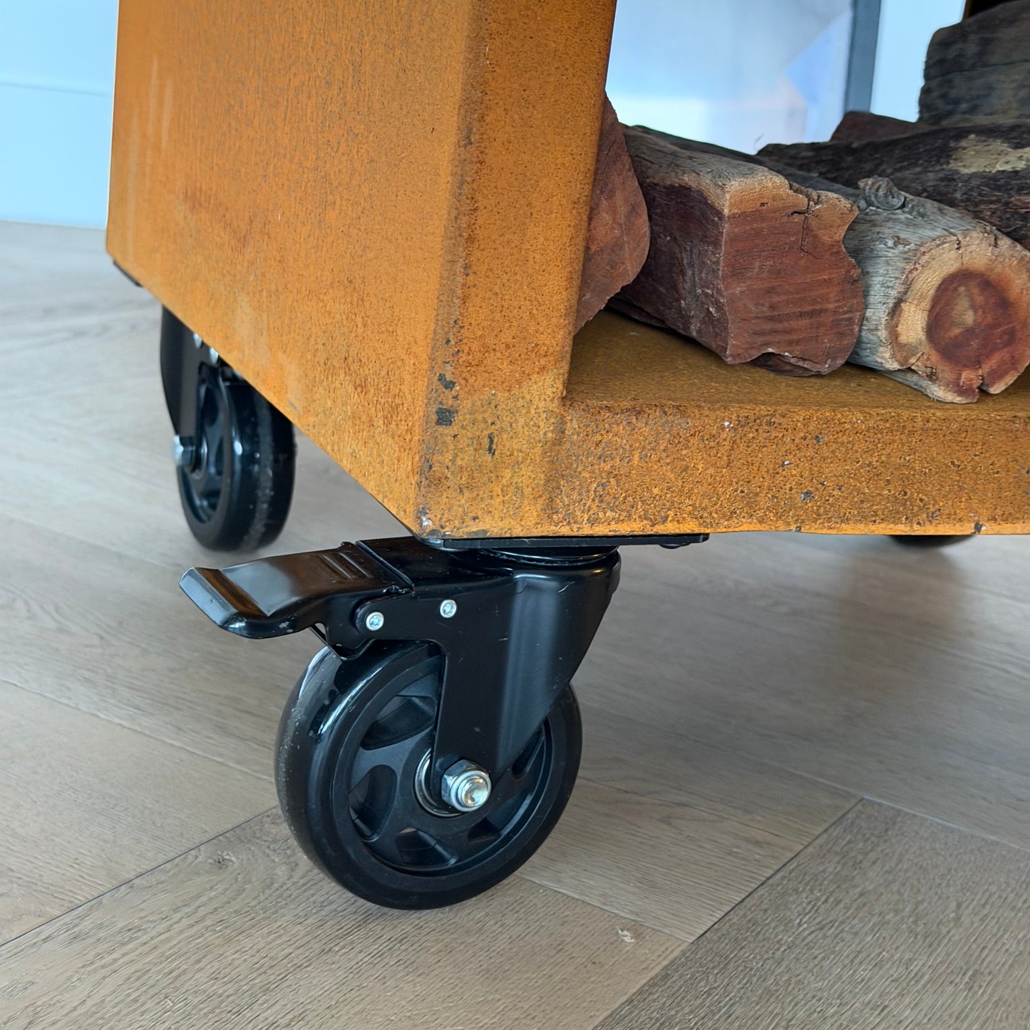 BBQ Plancha Grill Maestro XXXL Ø100cm Acciaio Corten - Con ruote grandi e contenitore per la legna