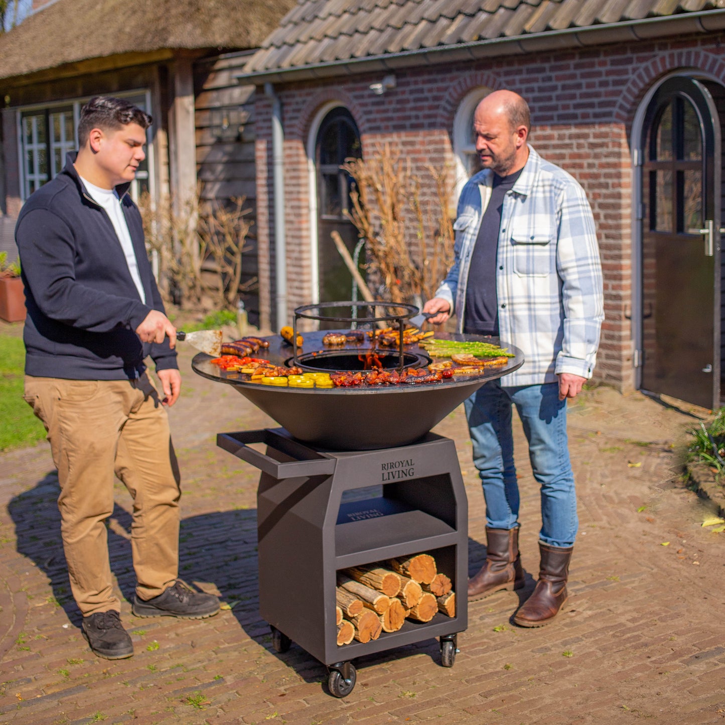 BBQ Plancha Grill Maestro XXXL Ø100cm Acciaio Corten - Con ruote grandi e contenitore per la legna