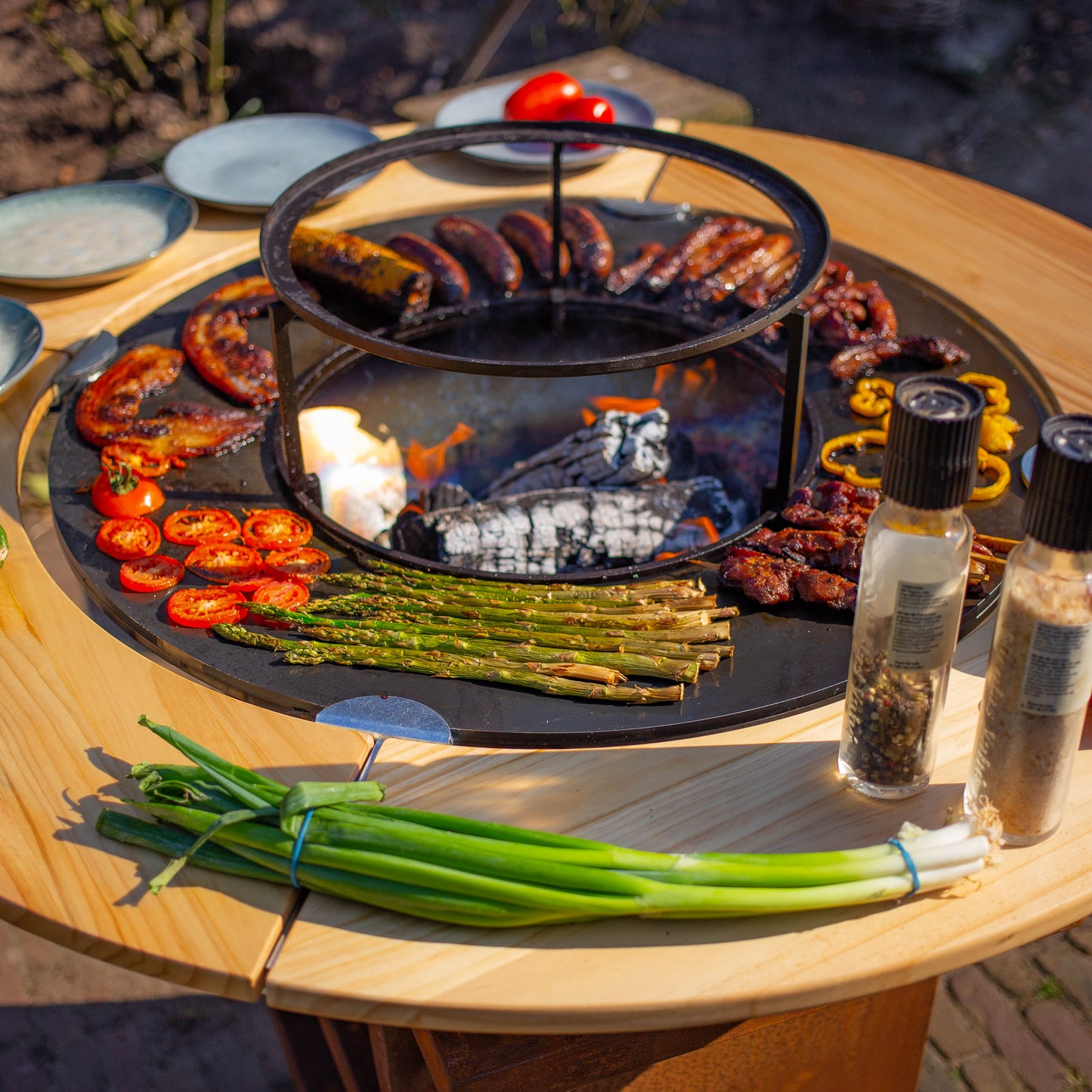 BBQ Plancha Grill Maestro XXXL Ø70cm Acciaio Corten - Con ruote grandi e contenitore per la legna